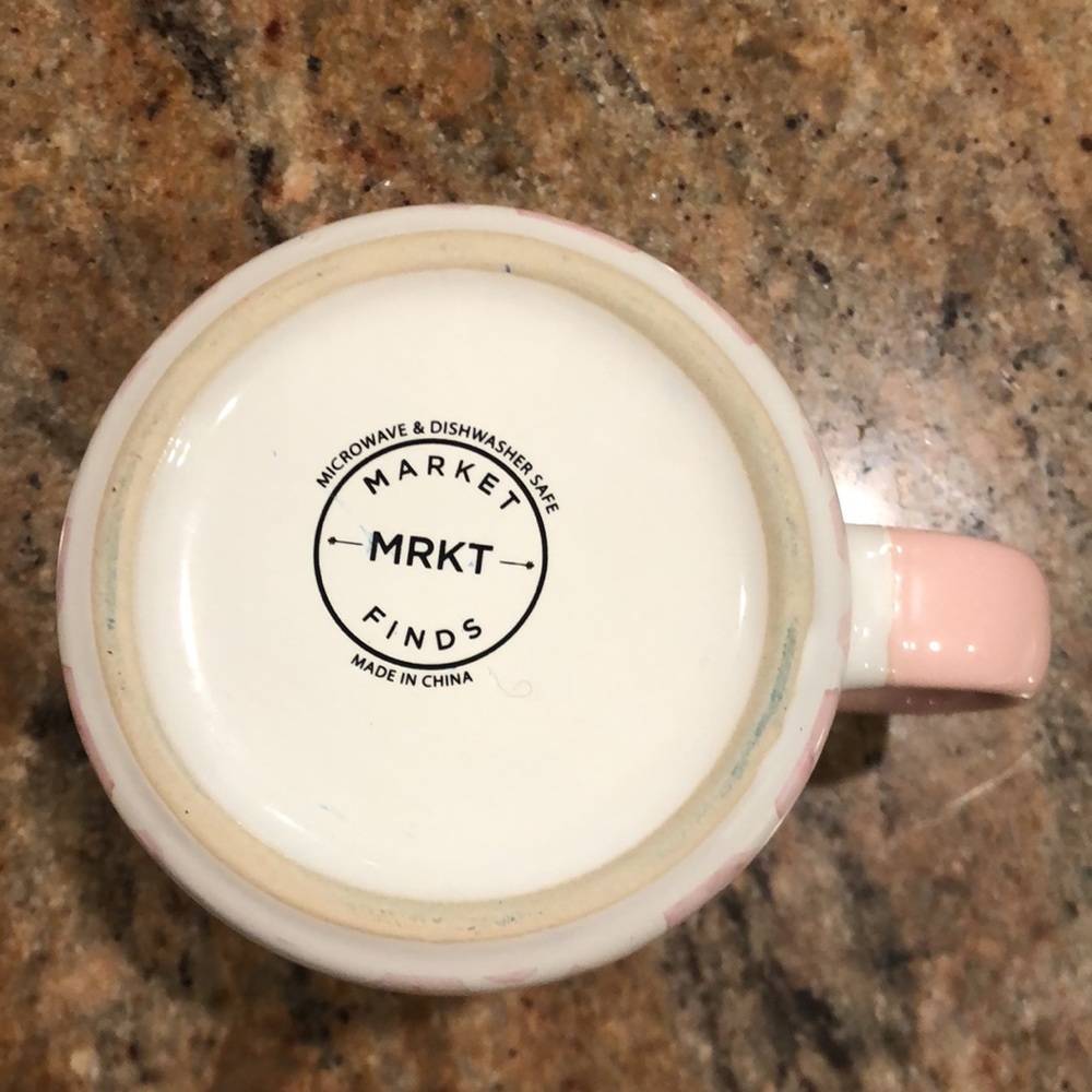 Host pick โญ๏ธ๐๐๐Valentines Day pink heart mug - Picture 6 of 7